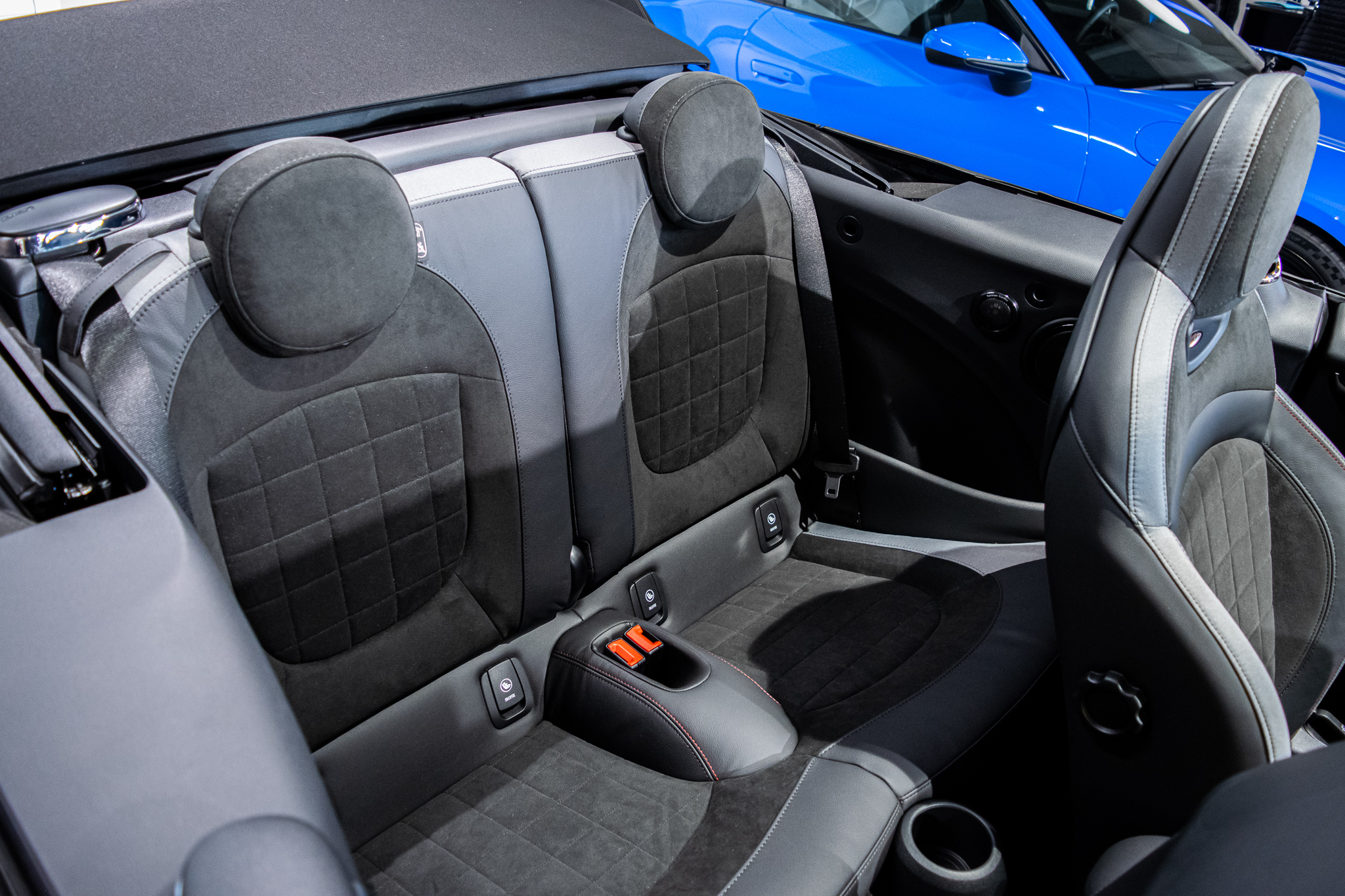 Mini Cooper S Cabrio  Drivercarsbcn, concesionario alta gama