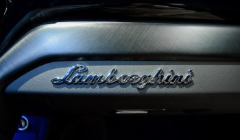 Lamborghini Urus lleno